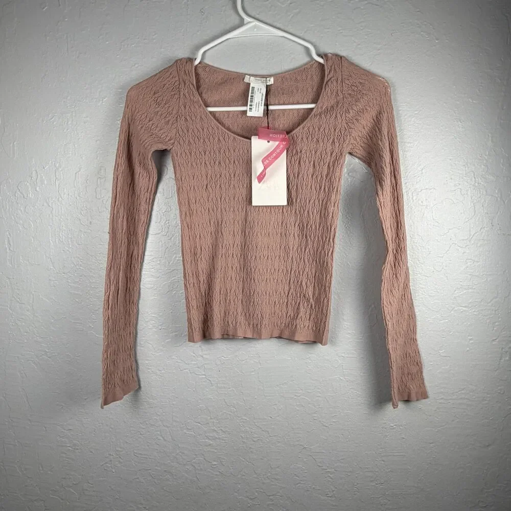 Zara Knit Top M-L Blush Pink Long Sleeve Stretch Textured Crew Neck NWT